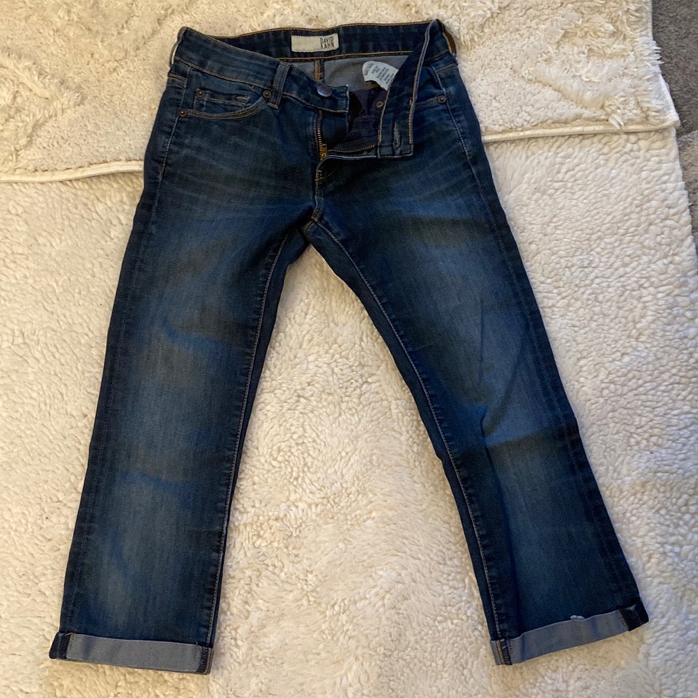 David Kahn Los Angeles size 24 skinny cropped jeans. These have 30% stretch.